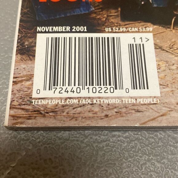 NSYNC VTG Teen People Magazine Nov 2001 Britney Aaliyah J Lo Usher Jay-Z Y2K - Picture 2 of 12